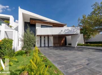 1 · Exclusiva Residencia de Lujo con Alberca y Sauna en El Bosque Country Club