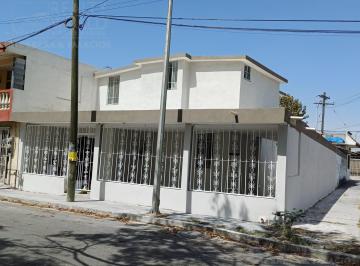 Casa · 137m² · 3 Recámaras · 2 Estacionamientos · Casa en Renta en Guadalupe
