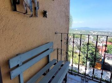 Casa de 3 habitaciones, Cuernavaca · Oportunidad de Inversión: Propiedad Multiuso 2 Casas y Amplio Estacionamiento