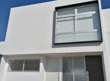 Casa en condominio · 168m² · 3 Recámaras · 2 Estacionamientos · Casa en Condominio en Fraccionamiento La Vida