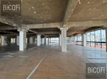 Oficina · 2129m² · 35 Estacionamientos · Oficina en Renta Av Patriotismo