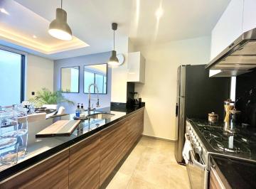 Casa en condominio · 302m² · 3 Recámaras · 3 Estacionamientos · Venta de Casa en Condominio en Cuajimalpa con Amenidades