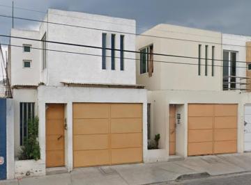 Casa de 3 habitaciones, Tehuacán · Casa en Venta Aquiles Serdán, Tehuacán