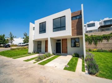 Casa en condominio de 2 habitaciones, San Pedro Tlaquepaque · Casa de 2 Recamaras en Venta en Zimalta Coto Batian