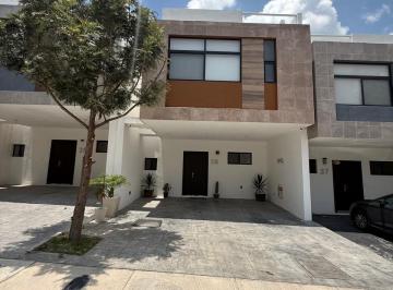 Casa en condominio · 161m² · 3 Recámaras · 2 Estacionamientos · Casa Amueblada en Renta - (4)