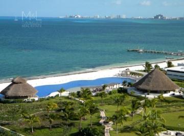 Departamento · 60m² · 1 Recámara · 1 Estacionamiento · Departamento en Renta en Cancún Amara Frente Al Mar. Una Recámara Amueblado Puerto Juárez