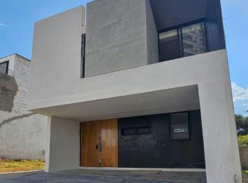 Casa en condominio de 4 habitaciones, Zapopan · Casa de 4 Recamaras Coto Cerezos Zapopan Norte