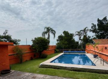 Casa · 517m² · 3 Recámaras · 6 Estacionamientos · Casa - Fraccionamiento Bello Horizonte