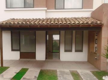 Casa de 2 habitaciones, San Andrés Cholula · Casa en Venta en Jardines de Las Lomas Cascatta