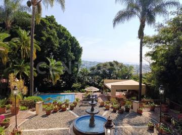 Casa · 572m² · 5 Recámaras · 2 Estacionamientos · Casa en Venta en Lomas de Cortés en Cuernavaca