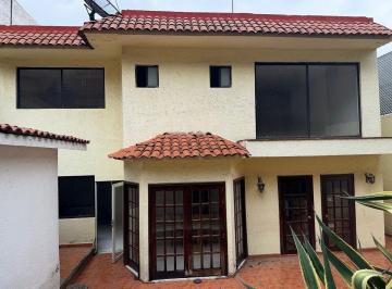 Casa · 465m² · 4 Recámaras · 3 Estacionamientos · Casa en Venta, Lomas del Olivo, 4 Recámaras