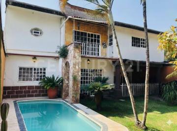 Casa · 340m² · 5 Recámaras · Casa en Venta En, Las Granjas, Cuernavaca, Morelos