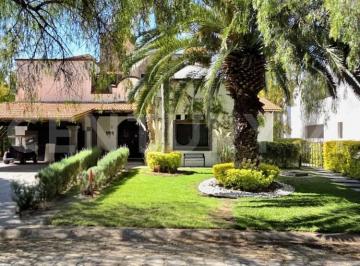 Casa · 523m² · 3 Recámaras · Casa en Venta en Fairway en Balvanera Polo & Country Club, Querétaro