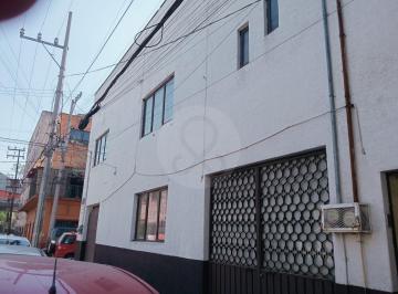 Fachada.jpeg · Casa en Venta en Merced Balbuena
