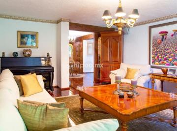 Casa en condominio · 1235m² · 3 Recámaras · 4 Estacionamientos · Casa en Condominio en Venta en Lomas de Tecamachalco
