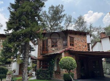 Casa en condominio · 320m² · 4 Recámaras · 2 Estacionamientos · Casa en Condominio en Renta en Las Lomas de Los Ángeles