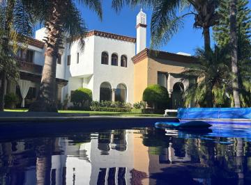 N/A · Venta Casa en Jurica con Alberca