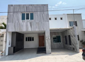N/A · Casa en Venta en Quinta San Isidro (Atrás de Parque España) | 3 Recámaras, Estudio, Equipada con Cis