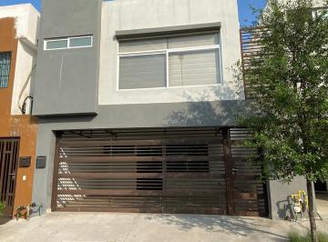 N/A · Casa Amueblada en Renta | Cumbres Jade | Frente Al Parque | 3 Recámaras