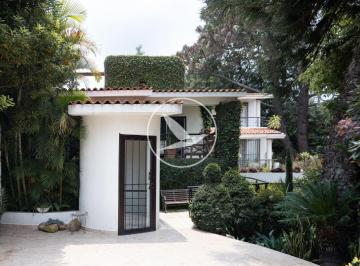 Casa de 5 habitaciones, Cuernavaca · Casa con Vista Panorámica y Alberca Infinity en Rancho Cortés