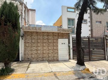 Casa · 95m² · 3 Recámaras · Casa en Venta en Cumbres del Valle