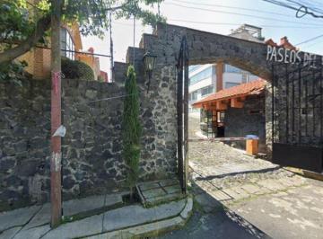 Casa de 3 habitaciones, Tlalpan · Casa en Paseos del Ajusco, Cerca de Plaza Pedregal y Paseos Acoxpa Tlalpan Cdmx, Remate Hipotecario
