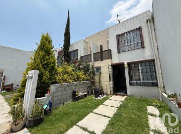 Casa · 71m² · 2 Recámaras · 1 Estacionamiento · Casa en Venta en Las Américas IV
