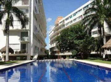 Departamento · 92m² · 2 Recámaras · 1 Estacionamiento · Departamento Centrico / Centrally Located Apartment
