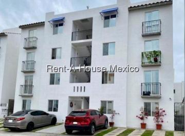 Departamento de 2 habitaciones, Querétaro · Renta Departamento Amueblado en Planta Baja 2 Recamaras 1 Baño Patio y Pasillo Lateral