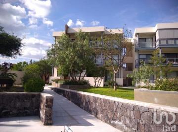 Departamento · 160m² · 3 Recámaras · 3 Estacionamientos · Departamento en Venta en Joy Juriquilla, Queretato