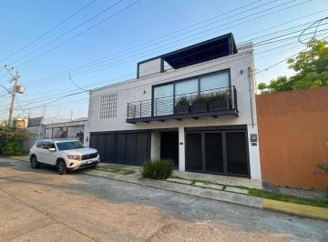Casa · 400m² · 3 Recámaras · 2 Estacionamientos · Casa Amueblada en Renta Fracc Framboyanes Villahermosa