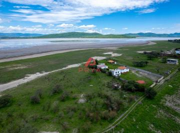 Terreno / Lote , Villa Corona · Terreno en Venta en Villa Corona Jalisco a Pie de Laguna Ideal Para Inversión