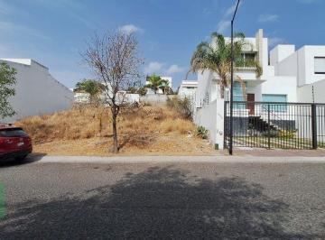 7e9e1fae22a0e4c27d87886f784768048c387eb2abdd69d8edb01e30cf203aeb · Terreno de 300 m² en Venta en Real de Juriquilla Cerca de Caseta de Vigilancia.