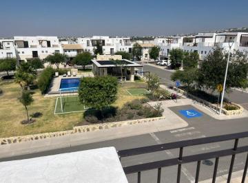 Casa en condominio de 3 habitaciones, Querétaro · Renta Casa Torre de Bugambilias, El Refugio Querétaro