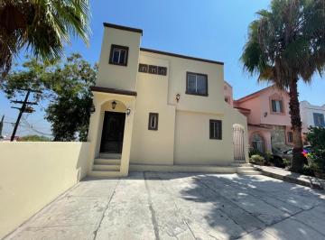 Foto 1 · Casa en Renta Cumbres 6o Sector Monterrey Nuevo Leon