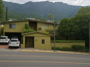 Casa de 3 habitaciones, San Pedro Garza García · Casa en Venta en Lomas del Valle, San Pedro Garza García, N. L. precio: $17,000,000 Mxn