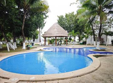 ALBERCA · Casa en Renta de 2 Rec. Sin Muebles, Equipada en Playa del Carmen