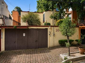 Casa de 4 habitaciones, Coyoacán · Venta de Casa en Coyoacan en Ciudad de Mexico de La Colonia del Carmen