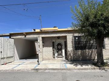 Casa de 4 habitaciones, Saltillo · Casa en Renta en Col. del Valle