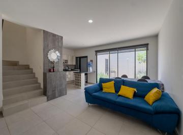 N/A · Casa Seminueva en Venta en Puerta Natura