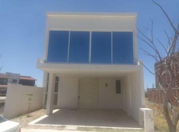 Casa de 3 habitaciones, Celaya · Casa en Fraccionamiento El Mayorazgo Residencial