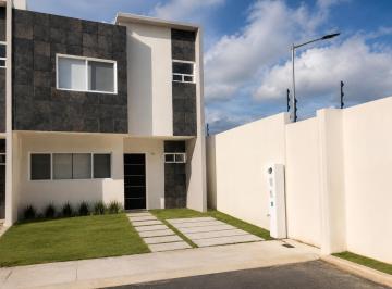 Casa · 120m² · 3 Recámaras · 2 Estacionamientos · Casa en Cancún