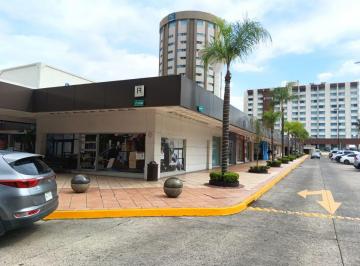 Local en centro comercial , Zapopan · Local Comercial en Plaza del Sol