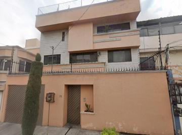 Casa de 5 habitaciones, Iztapalapa · Casa en Venta en Av Rio Mezcalapa Paseos de Churubusco Iztapalapa Cdmx Oportunidad