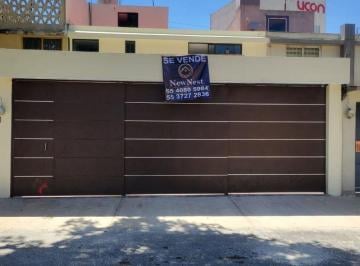 Casa de 3 habitaciones, Tlalnepantla de Baz · Venta de Casa Totalmente Remodelada Excelente Ubicación Jardines de Santa Mónica