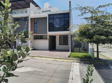 Casa de 4 habitaciones, Tlajomulco de Zúñiga · Casa en Renta en Bellaterra Cumbres Platino Frente a Parque $23,000