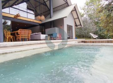 Casa · 2350m² · 3 Recámaras · 2 Estacionamientos · Casa de Descanso en Venta en El Bosque en San Simón El Alto Valle de Bravo