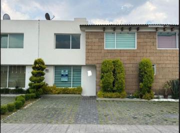 Casa de 3 habitaciones, Calimaya · Casa en Venta en Bosques de Las Fuentes, Calimaya
