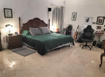 Casa · 549m² · 4 Recámaras · 2 Estacionamientos · Casa en Venta Fraccionamiento Loma Verde Cercana a Los Outlets Mulsa