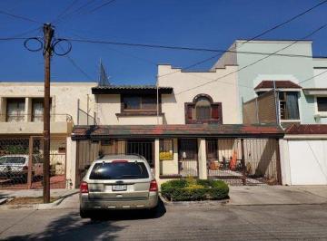 394f1981dcfa32f88c8fc98a85d8041266445d30a8bc59d2e1d00ef859704e93 · Casa en Venta en Residencial Loma Bonita, Zapopan
